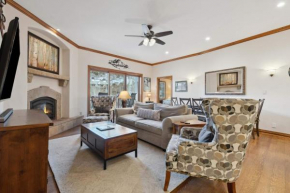Oxford Court 305 by East West Hospitality Beaver Creek